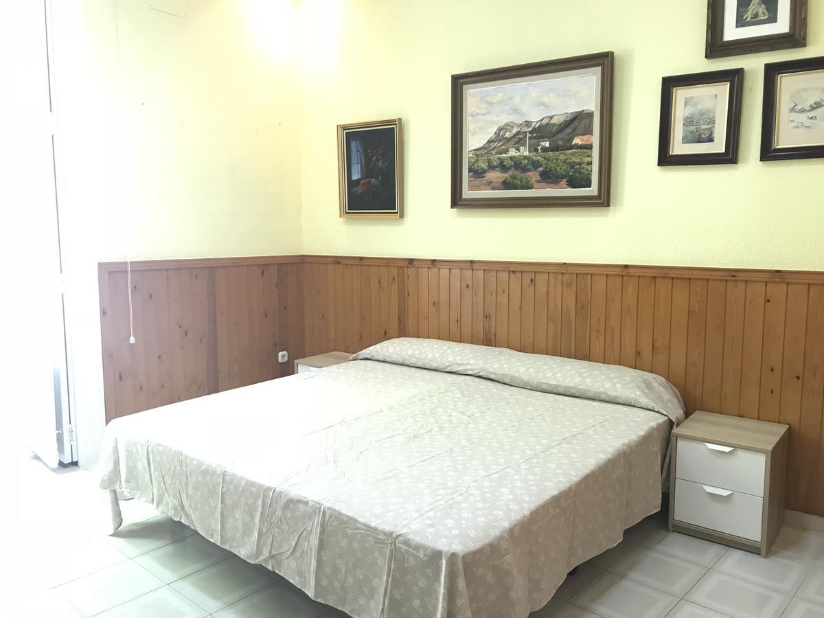 Hostal Marques De Campo Дения Екстериор снимка
